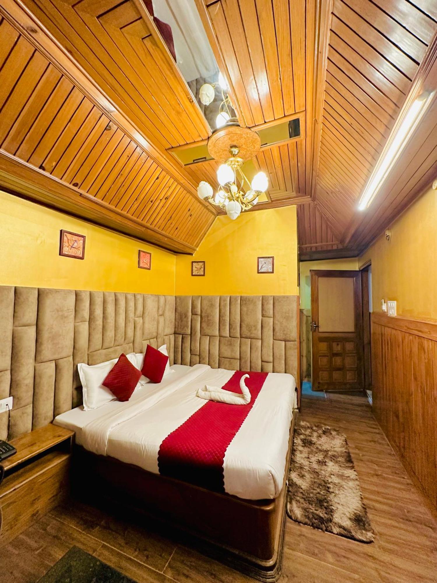 Hotel Avalanche Shimla Buitenkant foto
