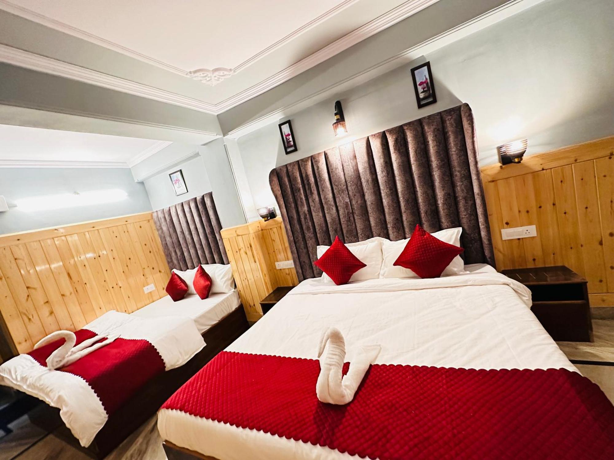 Hotel Avalanche Shimla Buitenkant foto